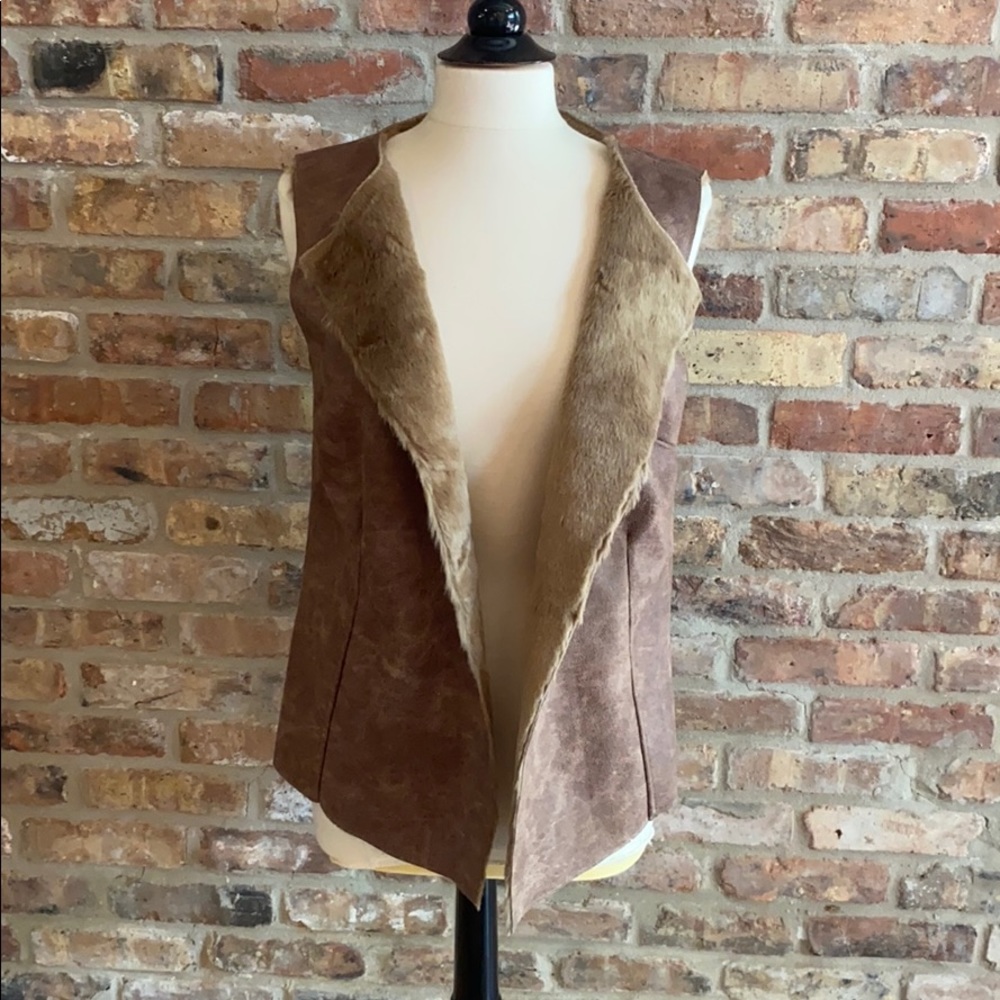 Dylan faux fur vest
